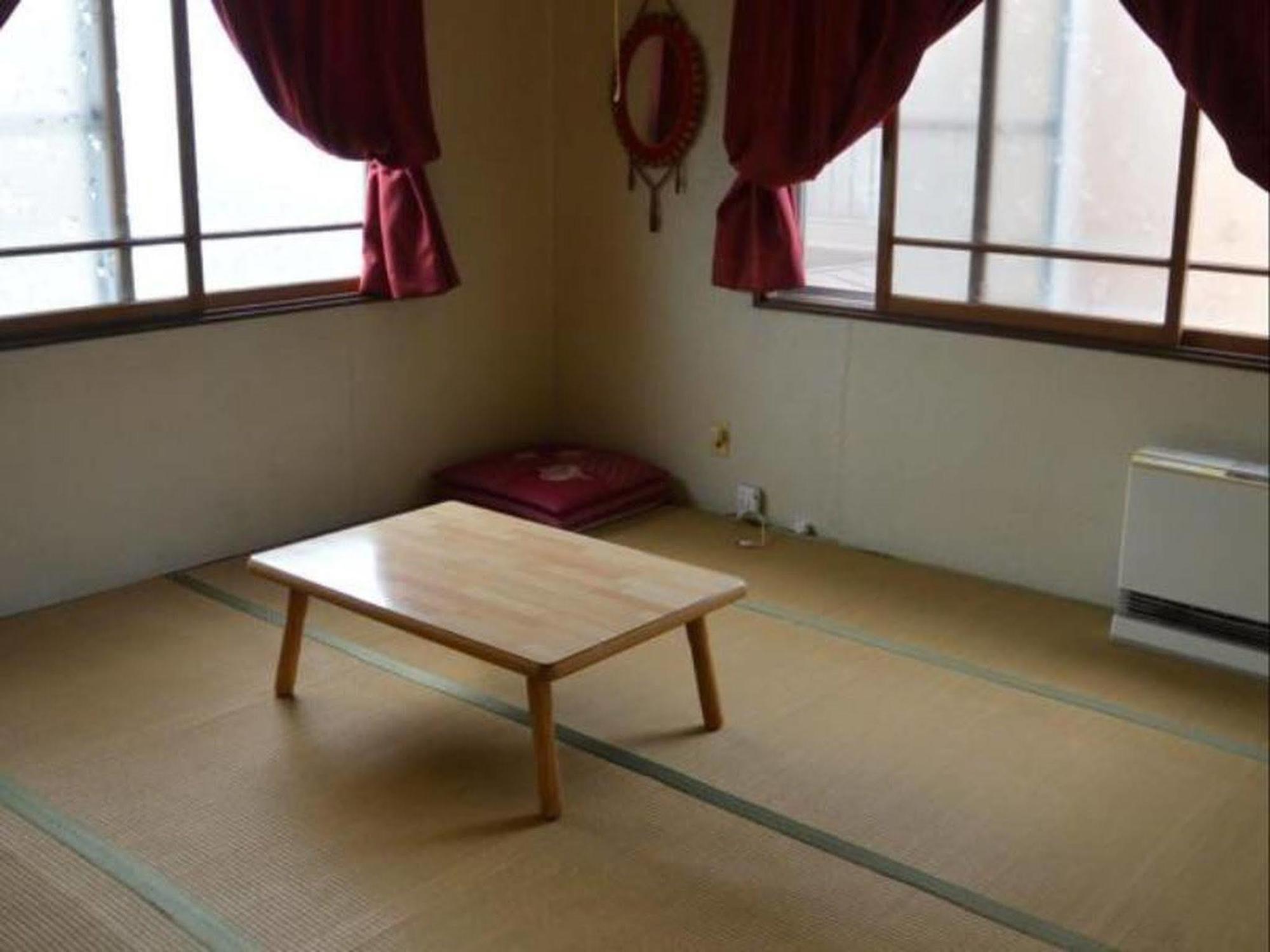 House Yamada Hostel Hakodate Bagian luar foto